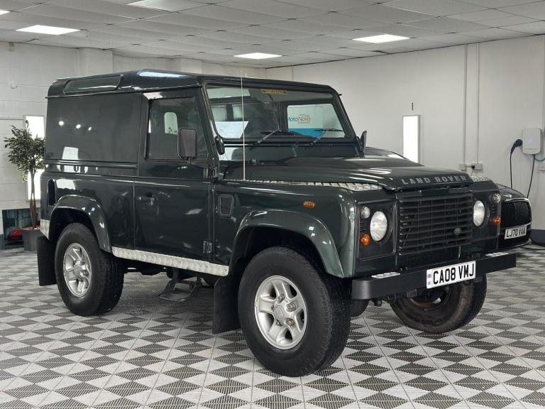 2008 Land Rover Defender 90 2.4 TDCi County Hard Top SUV 4WD SWB Euro 4 3dr