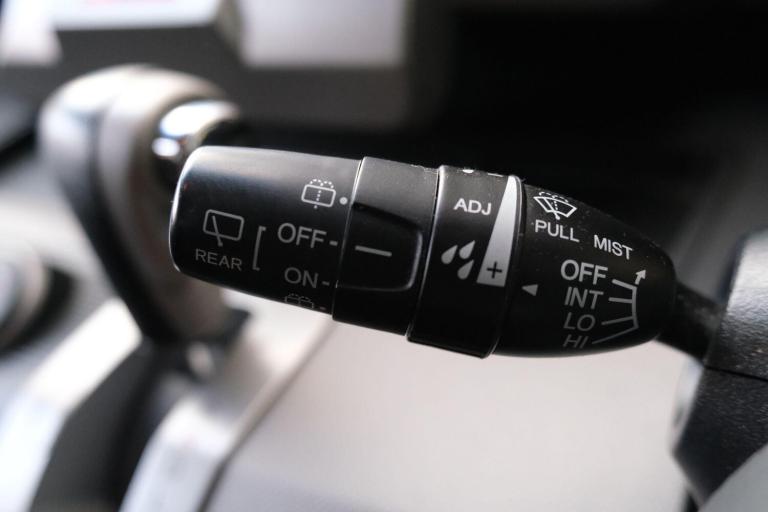 2025 Honda Freed Hybrid - 1 Owner HYBRID ELECTRIC Automatic