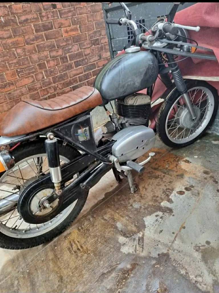 1976 jawa cz175 
