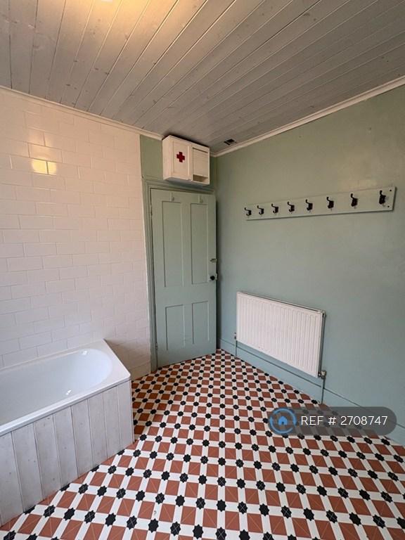 3 bedroom house in London, London, SE24 (3 bed) (#2708747)