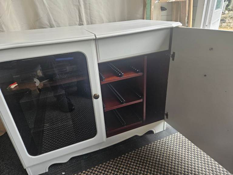 Lovely, cabinet.