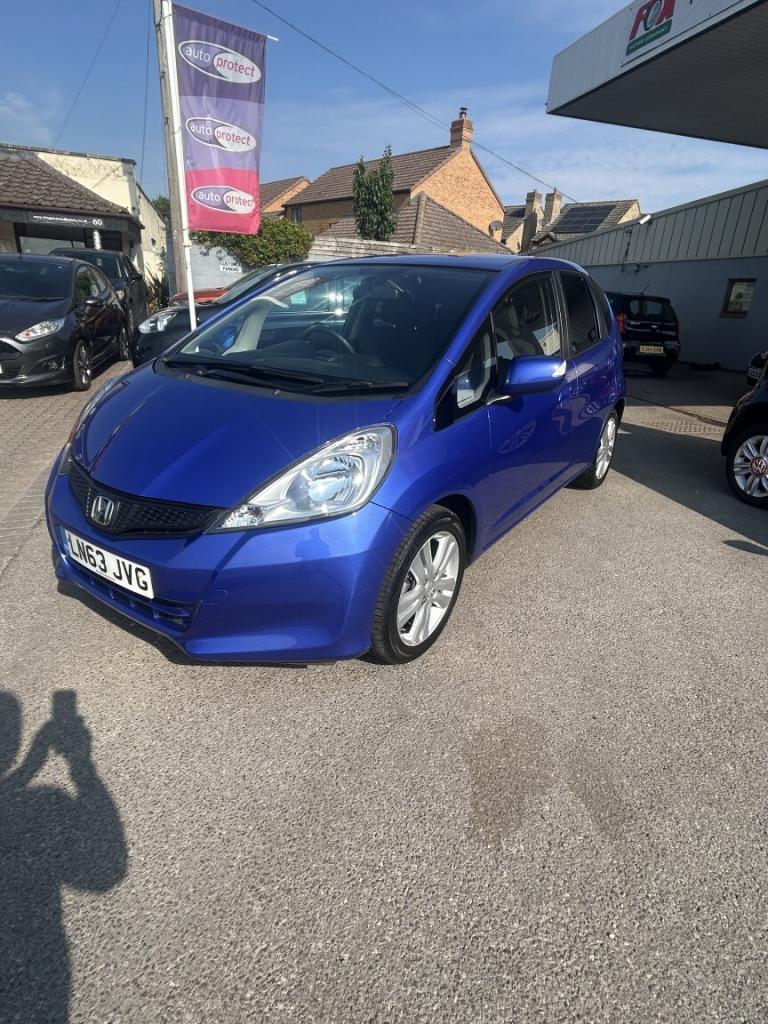 HONDA JAZZ 1.4 i-VTEC ES Plus 2013