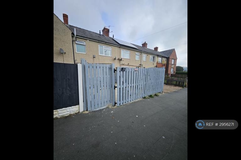 3 bedroom house in Ovenden Way, Halifax, HX3 (3 bed) (#2956271)