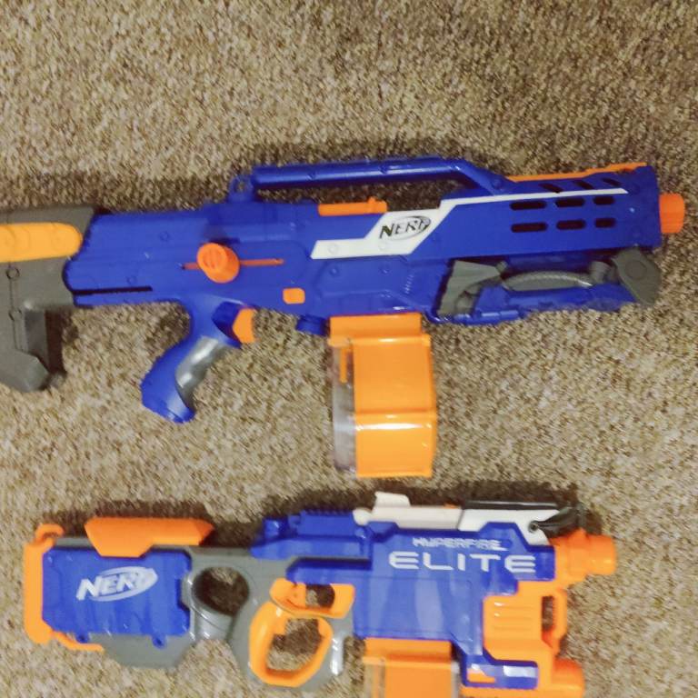 Nerf HyperFire Motorized Elite Blaster, 25-Dart Drum, Fires Up to 5 Darts Per Second.