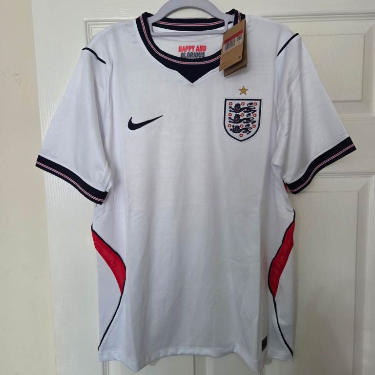 England strips 26-28 campaign