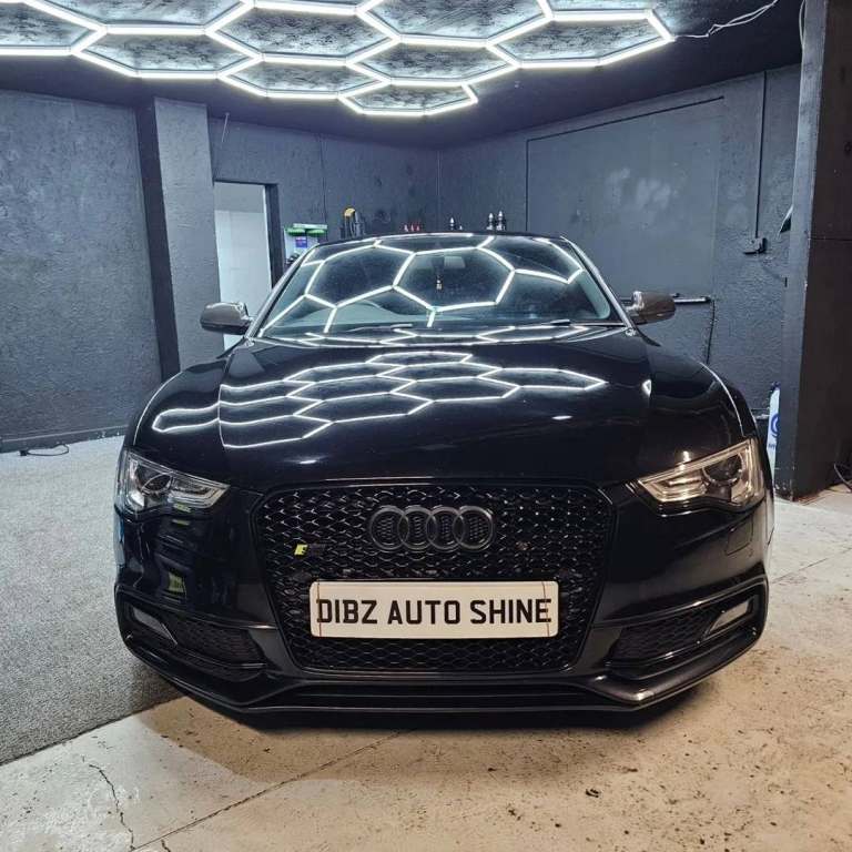 Audi S5 Black Edition 