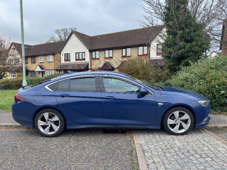 Insignia, Vauxhall
