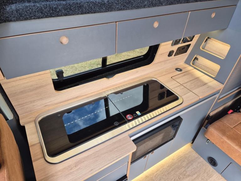 Ford Transit Custom Limited SPEEDS EDITION Camper 130ps 4Berth, HIGH SPEC