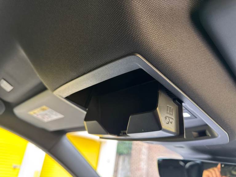 2025 Peugeot 5008 1.2 Hybrid 136 GT 5dr e-DSC6 HATCHBACK PETROL Automatic