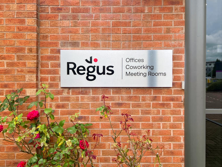 Leamington Spa - CV346TT \ Day Office - Private Office When You Need It