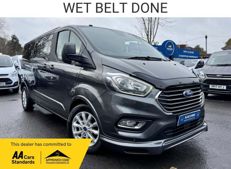 2019 Ford Tourneo Custom 2.0 320 EcoBlue Titanium Minibus Double Cab 5dr Diesel Manual L2 Euro 6 ...