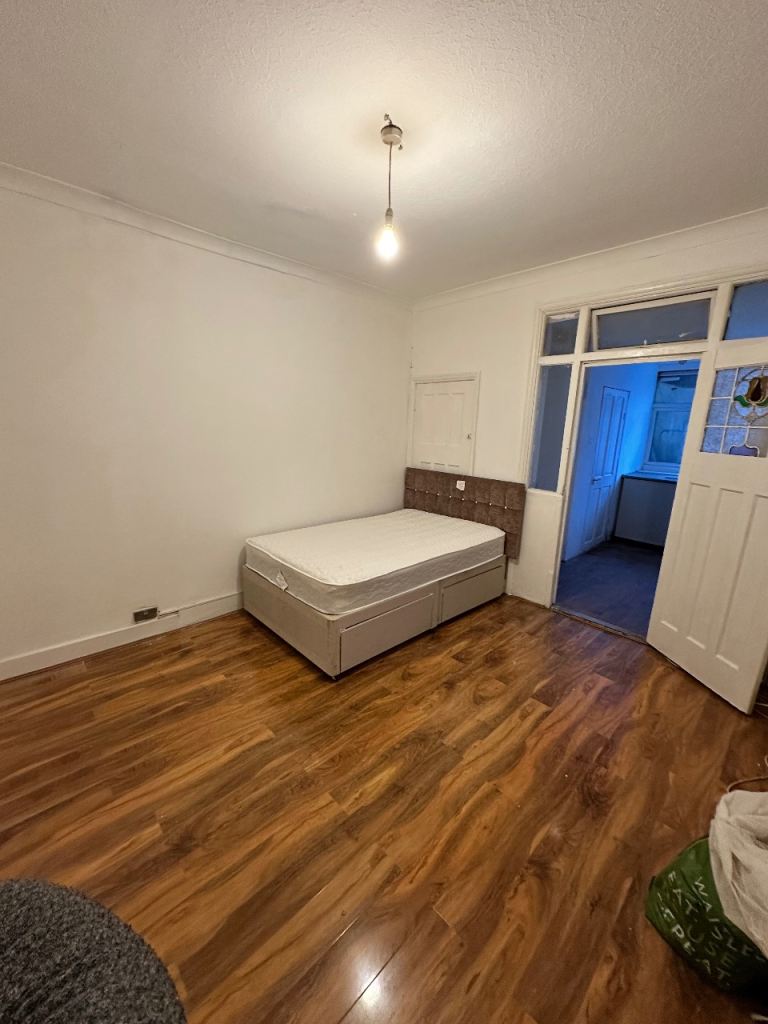 Studio flat to rent in ilford - All bills inclusive! 
