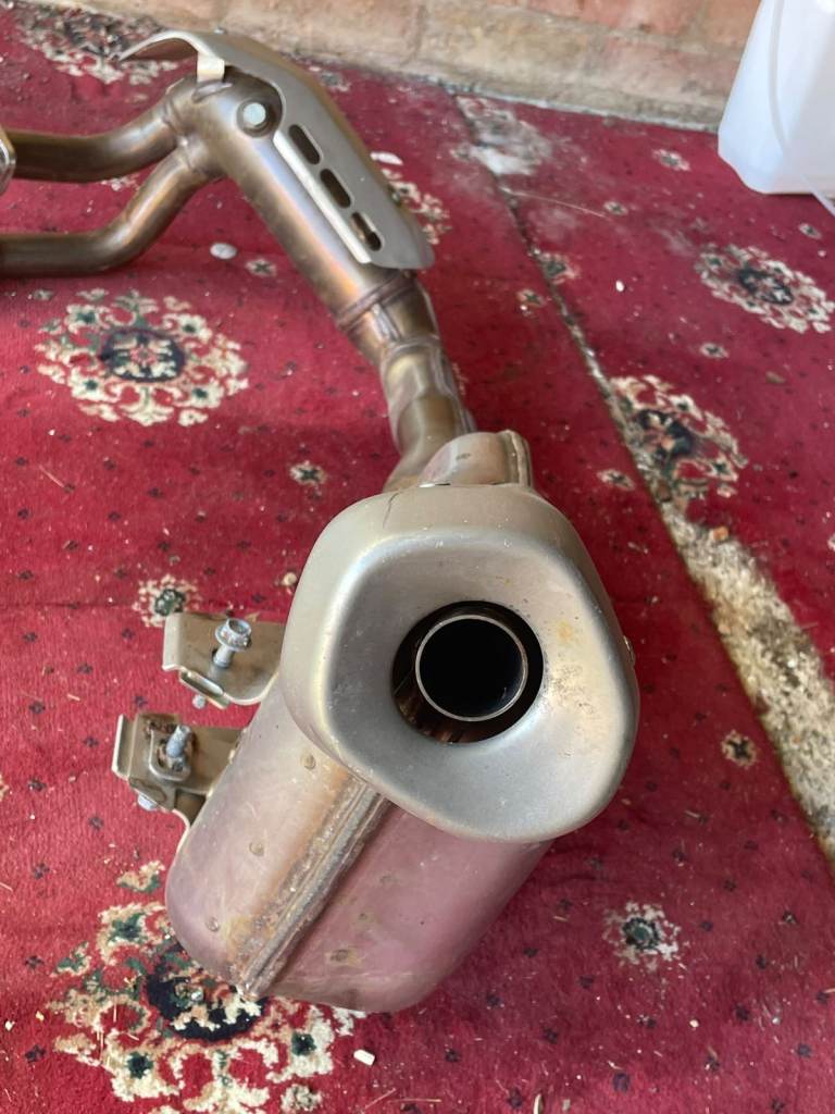 Yamaha MT-07 2022 Stock Exhaust Complete