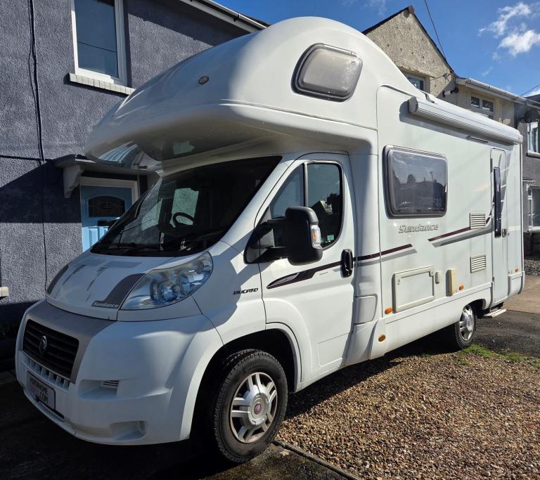 2011(61)SWIFT SUNDANCE 590RS 5-BERTH - 4-BELT - VERY LOW MILES - HABCHECK