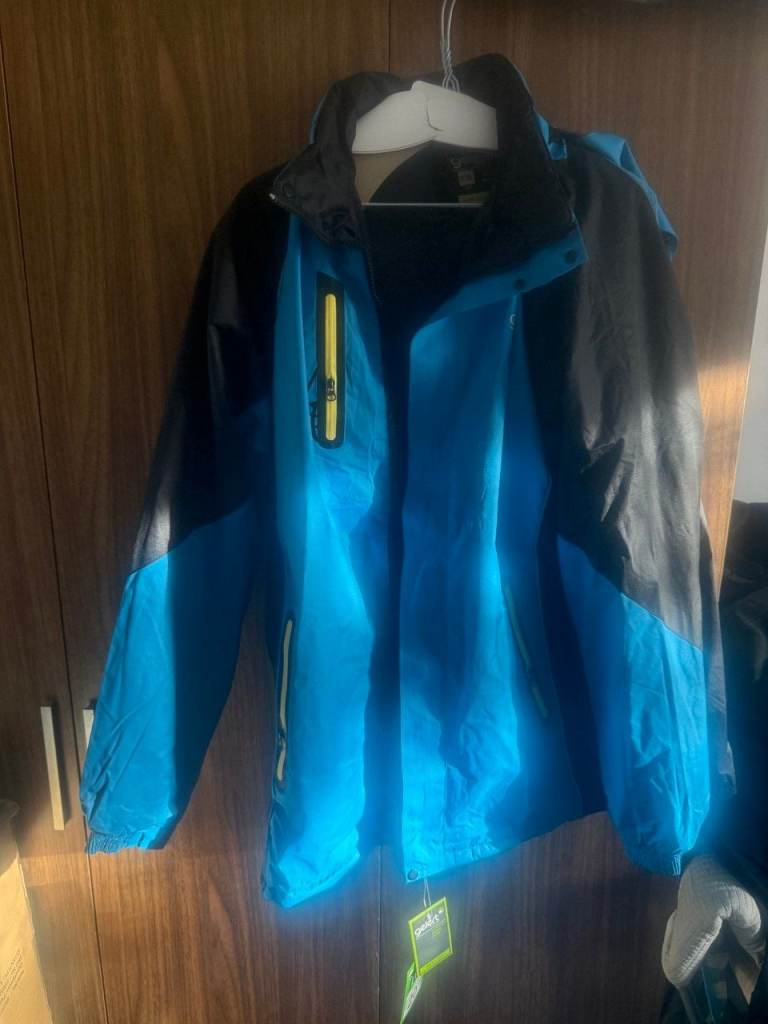 Gelert Sherpa Jacket 2XL Ski Blue Men’s Outdoor Waterproof Coat New With Tags
