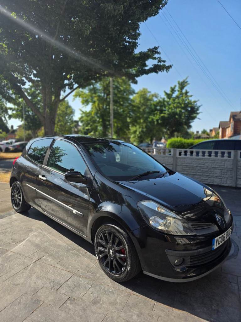 Renault, CLIO, Hatchback, 2006, Manual, 1390 (cc), 3 doors