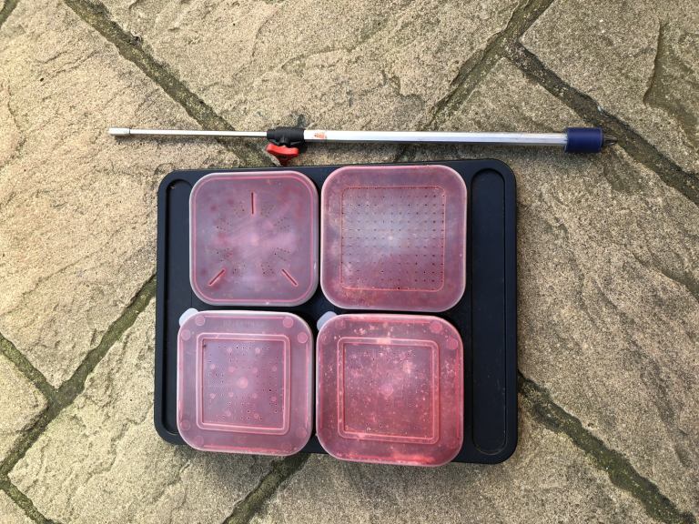 Bait box tray