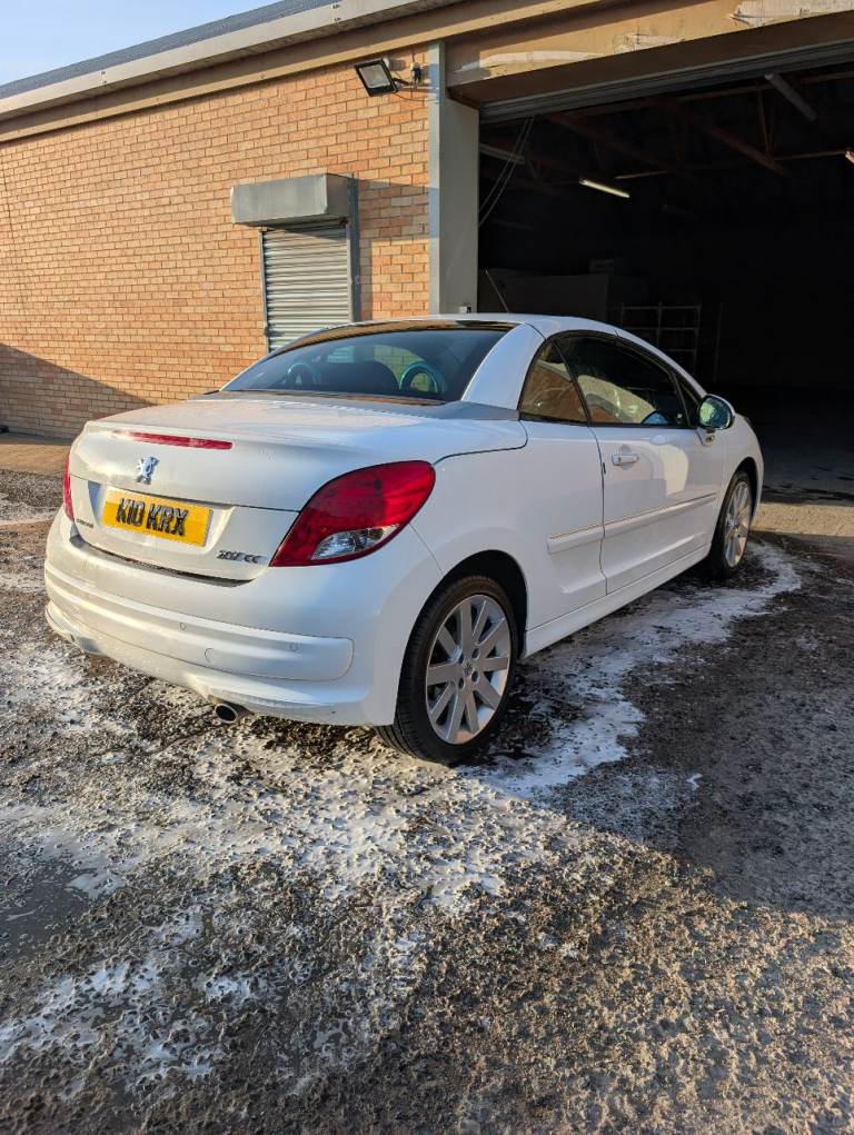 2010 Peugeot 207cc convertible 