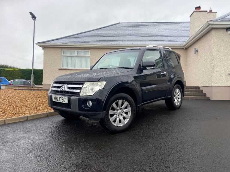 2008 Mitsubishi, SHOGUN, 3.2 DID SWB  3 doors automatic full years mot NO VAT 