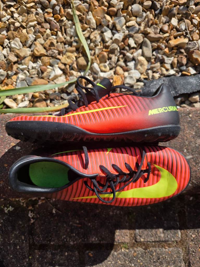 Mercurial Football Boots Astro turf Red Orange Yellow  Soccer - UK Size 6 eur 38