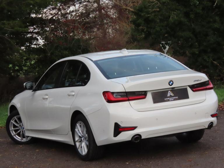 2019 BMW 3 Series 318d SE 4dr Step Auto SALOON DIESEL Automatic