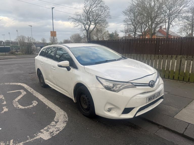 Toyota Avensis 1.6 D-4D Active Touring Sports 5dr Diesel Manual Euro 6 