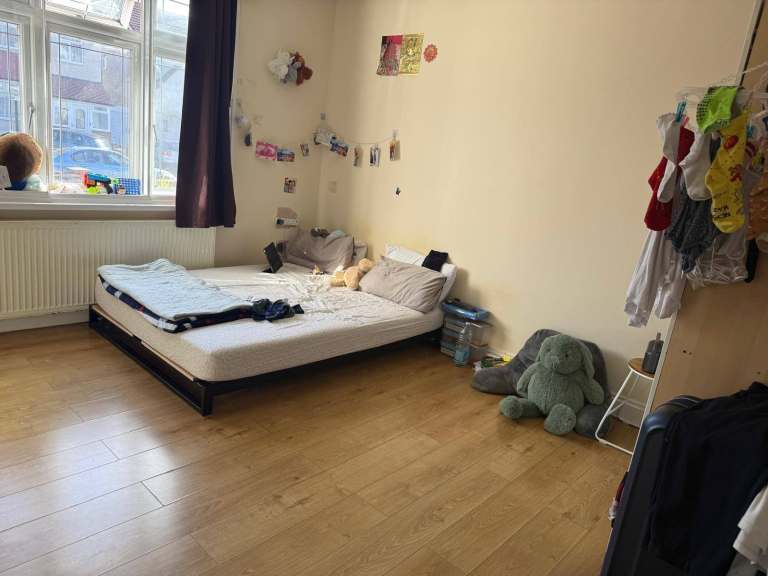 Spacious and Cosy Double Rooms for Rent in -  TW3 2NS