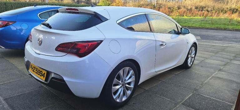 Vauxhall, ASTRA GTC, Hatchback, 2012, Other, 1956 (cc), 3 doors
