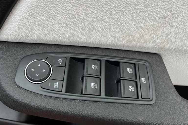 2023 Renault Clio 1.6 E-TECH full hybrid 145 Techno 5dr Auto Hatchback HYBRID ELECTRIC Automatic