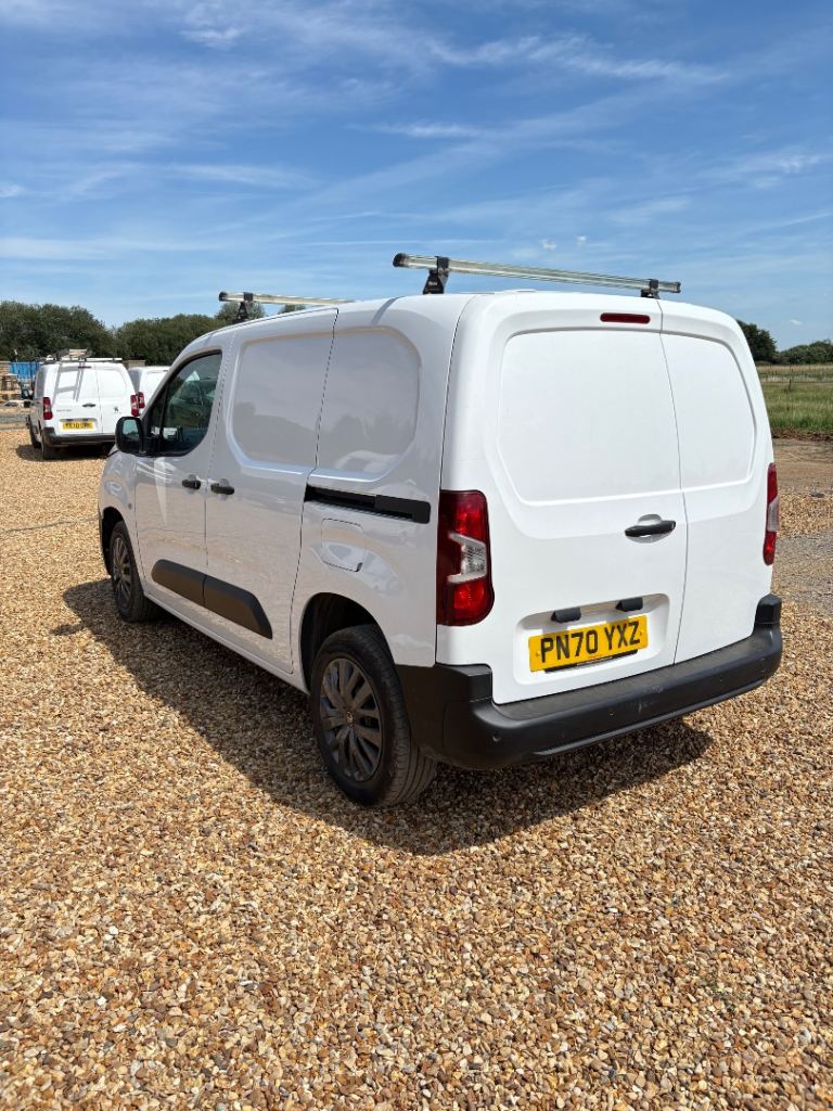 Citroen, BERLINGO, Panel Van, 2021, Manual, 1499 (cc)