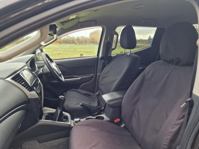 2020 Mitsubishi L200 Black 5 Seat Double Cab  Low 41k  Spares Repairs  7m MOT