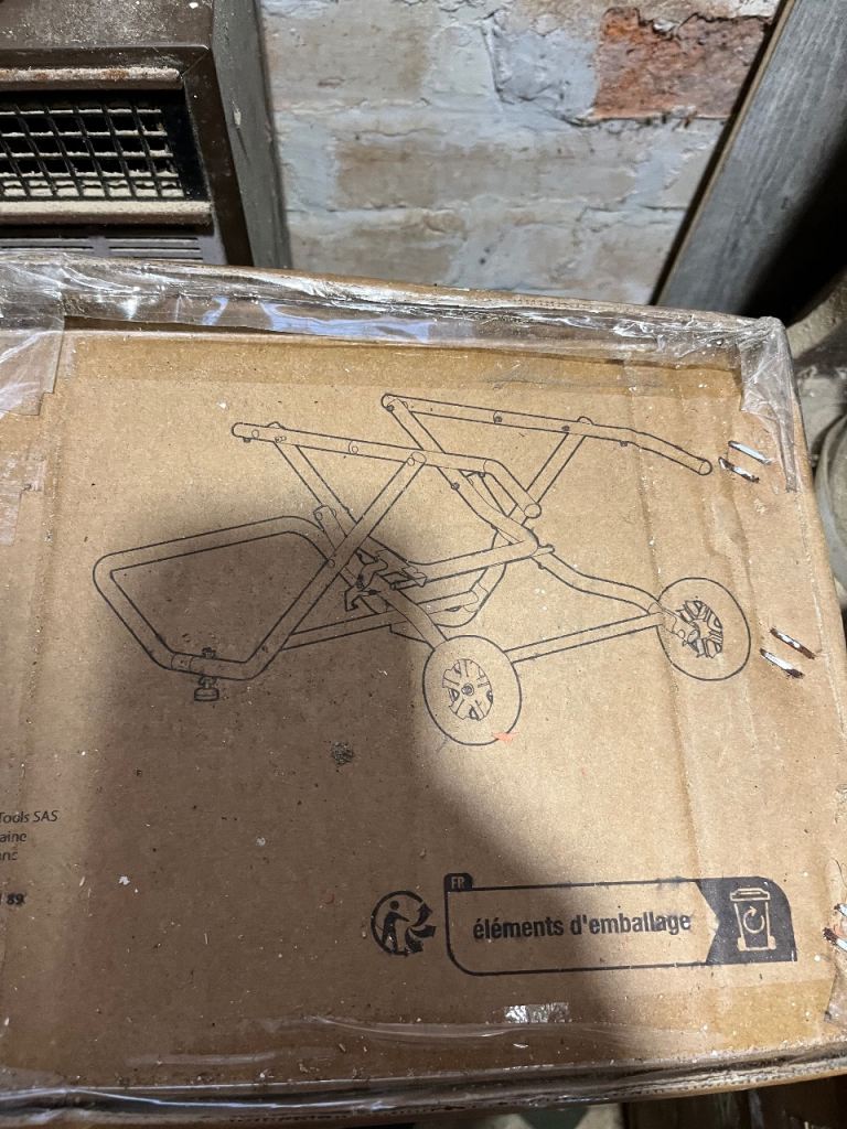 Evolution R255TBL Stand – Brand New, Boxed