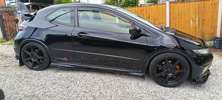 Honda civic Type R FN2 alloy wheels 5 x 114.3 and tyres x 4