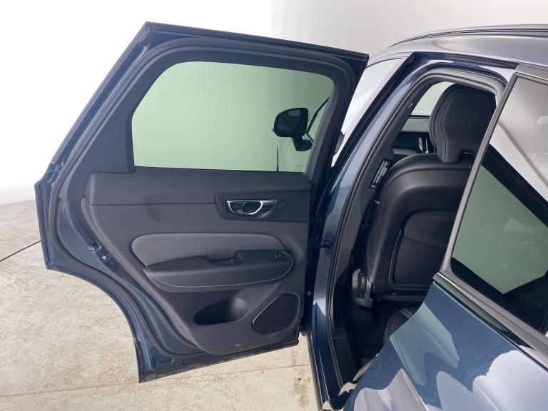 2021 Volvo XC60 2.0 T6 Recharge PHEV R DESIGN 5dr AWD Auto ESTATE PETROL/ELECTRIC Automatic