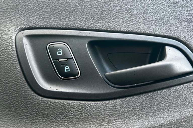 2025 Ford Transit 350 Trend L3 LWB Double Cab Dropside RWD 2.0 EcoBlue 165ps HDE DAP, AIR CON CHA...