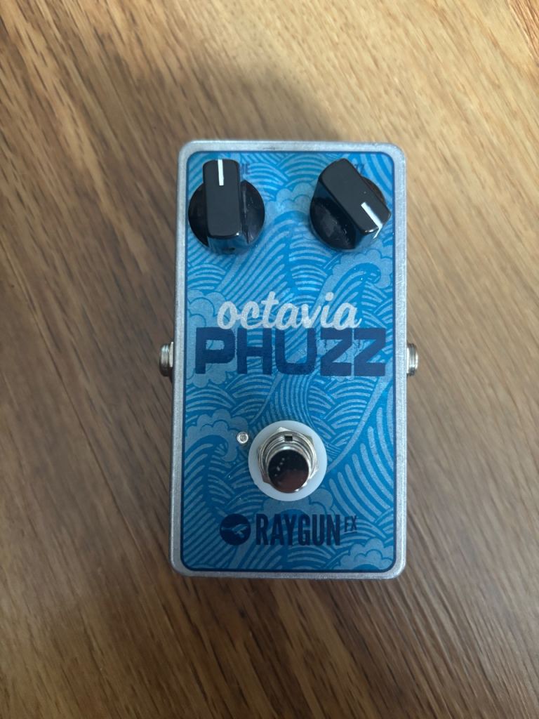 Raygun FX Octavia PHUZZ Guitar Pedal – Great Condition