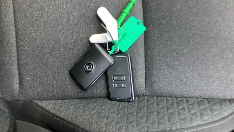 2022 Renault Clio 1.6 E-TECH Hybrid 140 Iconic 5dr Auto HATCHBACK PETROL/ELECTRIC Automatic