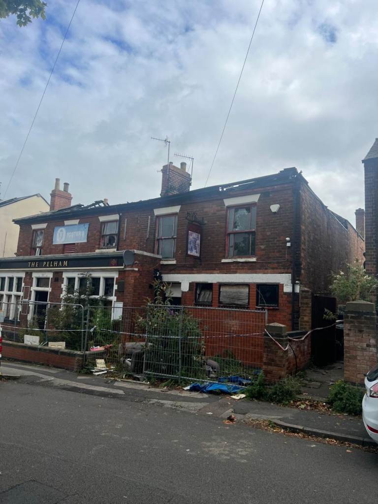 Closed down pub for sale quick sale £180k