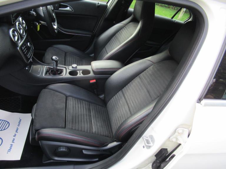 2017 Mercedes-Benz A-Class 2.1 A200d AMG Line Euro 6 (s/s) 5dr HATCHBACK Diesel Manual