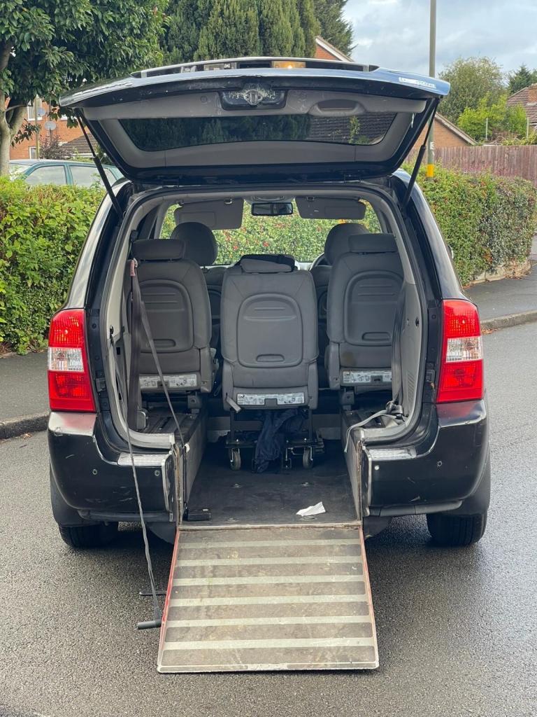 2010 KIA SEDONA 2.2 CRDI AUTOMATIC**DISABELD WHEEL CHAIR ACCESS + 5 SEATS**