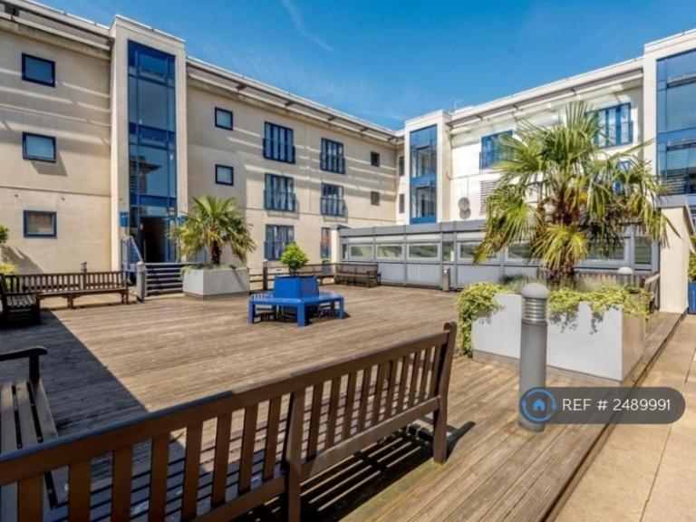 1 bedroom flat in The Mailbox, Birmingham, B1 (1 bed) (#2489991)