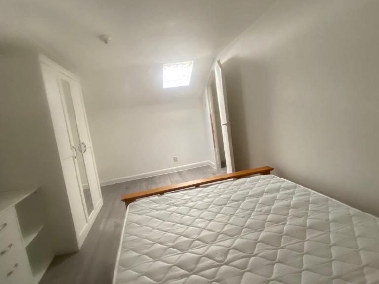 Double room for rent in Milton Keynes 