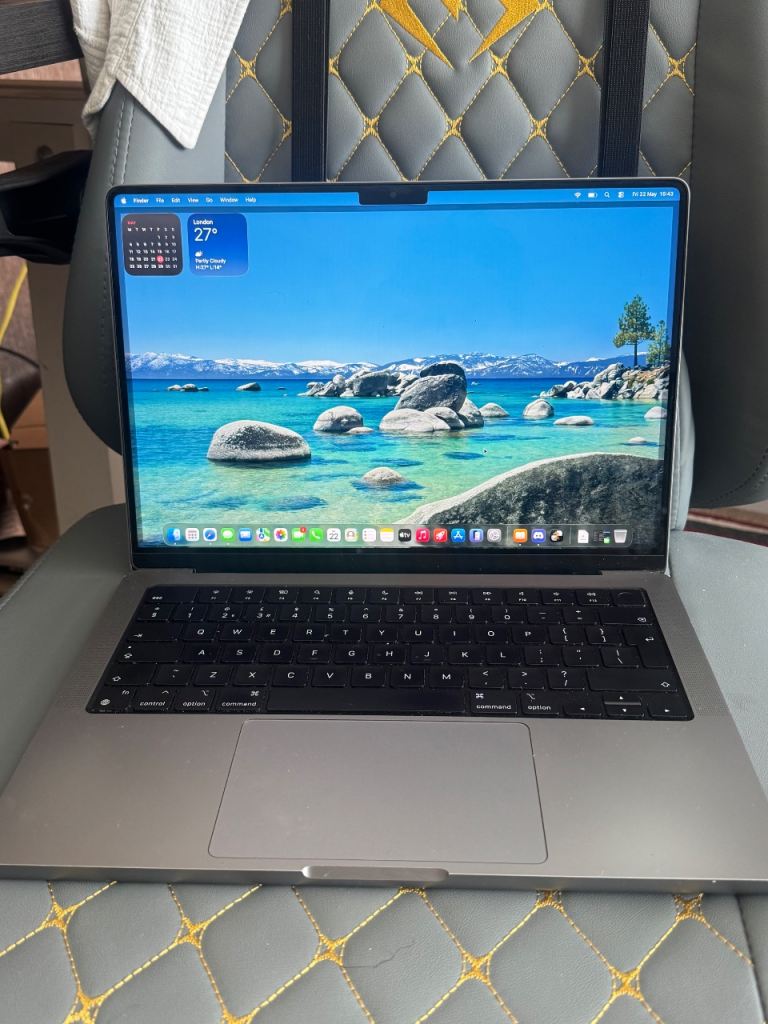 MacBook M1 Pro 14 inch 512GB, 16GB RAM 