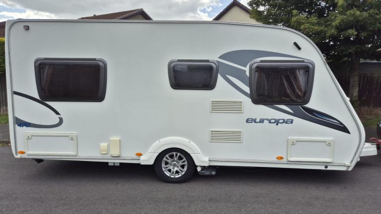Sterling Europa 470  2011 4 berth, fixed bed with motormover 