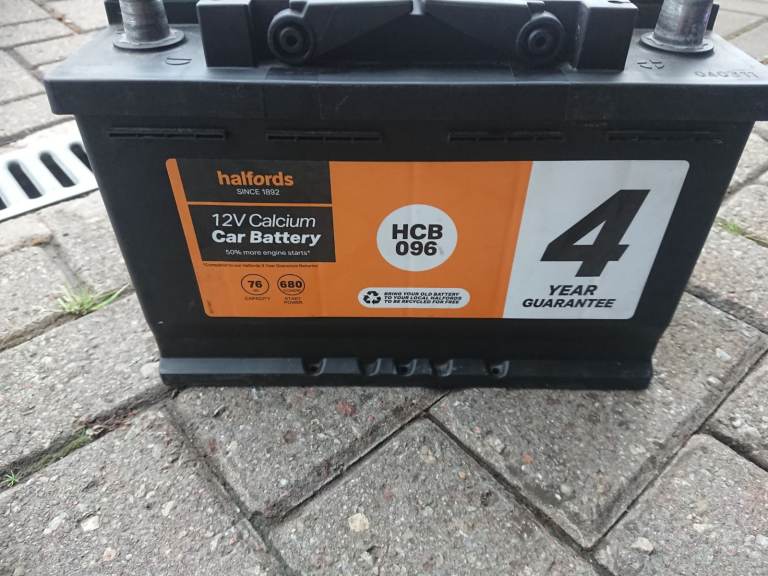 Like new car or van battery 12v 76ah 680a 