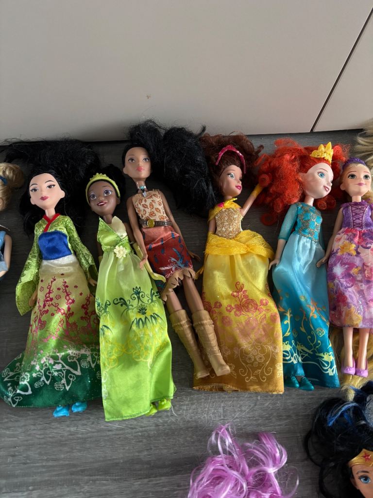 Disney dolls  