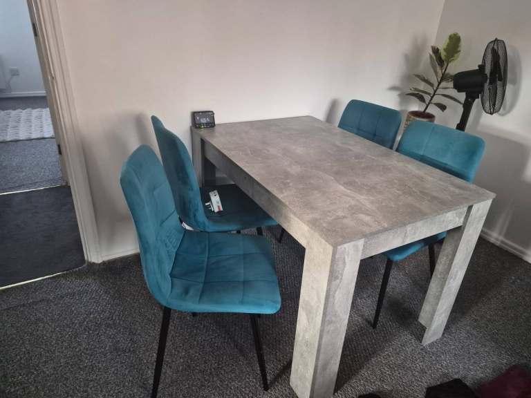 Table and 4  chairs 