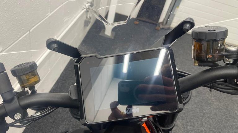 KTM 1290 SUPERDUKE R ** ONE OWNER - TAIL TIDY - JUNE 26 MOT **