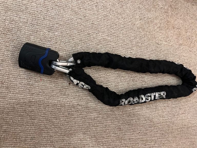Roadster Bike Chain Lock with Keys – Good Condition