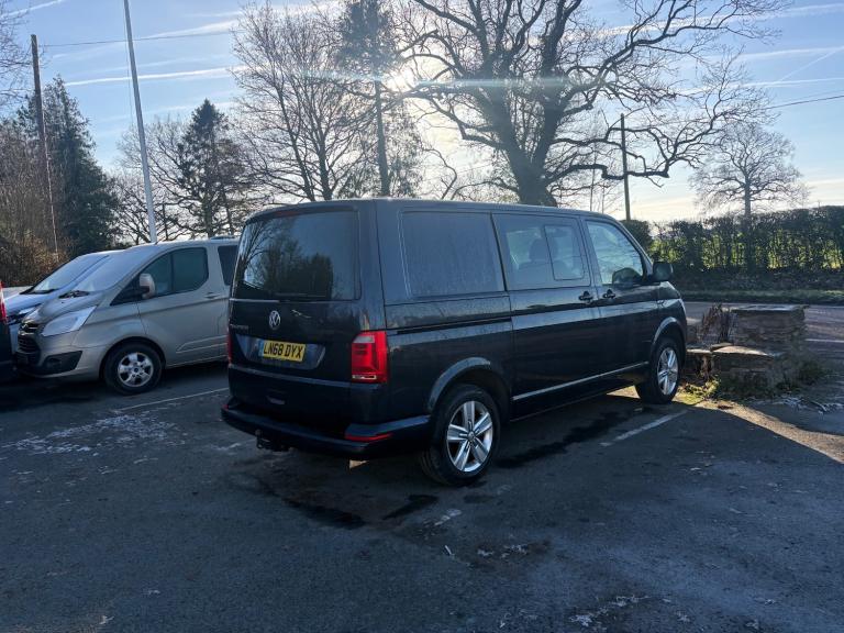 Volkswagen Transporter 2.0TDI BMT 150 Highline Kombi L1 DSG Auto CrewCab Inc Vat